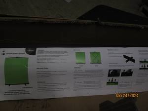 emart green screen...