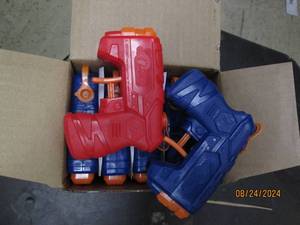 package of 10 water guns...