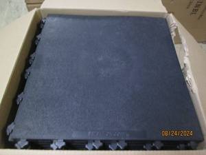 10 pcs smooth top tile black...