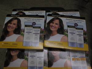 6 packages of 2 neutrogena spf 55 u...
