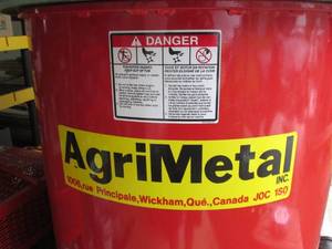 lot 1 image: Agri Metal Landscape bale chopper in very good clean condition