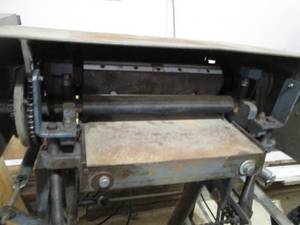 lot 11 image: Vintage Woodworking Jointer Planer Machine