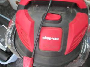 lot 19 image: Shop-Vac WetDry Vacuum 16 Gallon 60.5 Liter with Accessories
