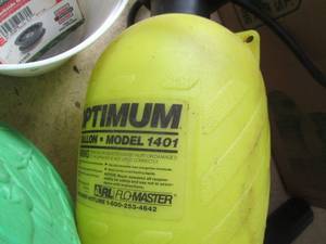 lot 82 image: Lot of Watering Cans and Sprayers