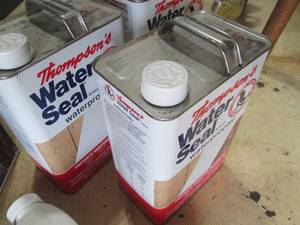 lot 92 image: Lot of Thompsons Water Seal and TK Tri-Seal
