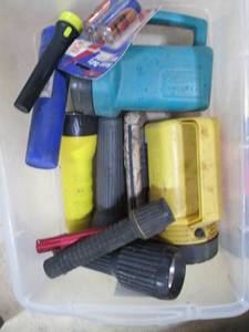lot 160 image: Assorted Flashlights and Lanterns Lot
