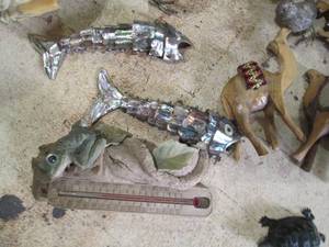 lot 162 image: Assorted Animal Figurines and Decor