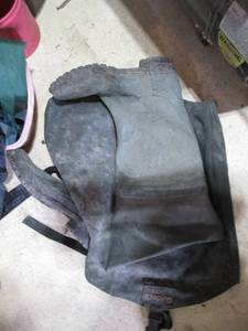 lot 208 image: Assorted Guide Series Rubber Boots and Outdoor Accessories