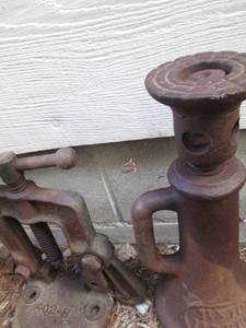 lot 252 image: Vintage Automotive Mechanical Tools