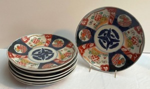 lot 56 image: Set of 7 Imari Japanese Plates