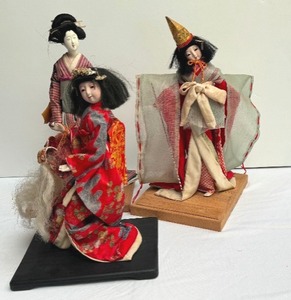 lot 90 image: Three Vintage Female Asian Dolls