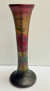 lot 92 image: Vintage Hand Painted Art Glass Vase