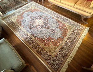 lot 9 image: Gorgeous Vintage Kashmir Rug