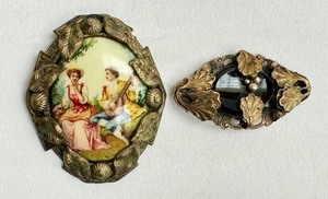 lot 144 image: Two Vintage Brooches