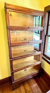 lot 13 image: Vintage Globe Wernicke Five Stack Barrister Bookcase  Vintage Globe Wernicke Pattern 111 Bookcase