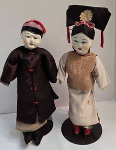lot 292 image: Pair of Vintage Manchurian Dolls