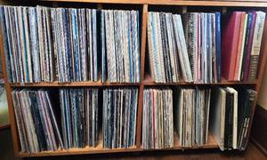 lot 286 image: Large Collection of Vintage Albums