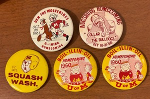 lot 359 image: Vintage U of M and Augsburg Pinbacks