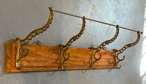 lot 362 image: Vintage Wall Rack