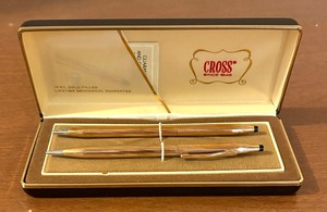 lot 376 image: Classy Cross Pen and Pencil Set