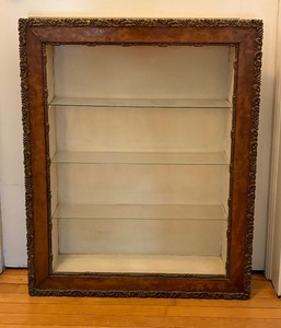 lot 389 image: Vintage Wall Mount Shelf