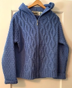 lot 391 image: Aran Crafts 100% Marino Wool Sweater