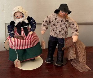 lot 405 image: Czechoslovakian Fisherman and Lady Figurines