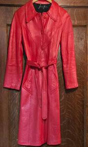 lot 315 image: Stylish Vintage Jackson Graves Car Coat