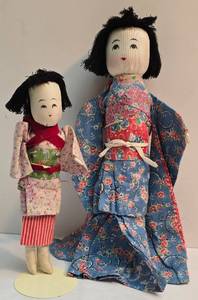 lot 317 image: Pair of Vintage Japanese Rag Dolls