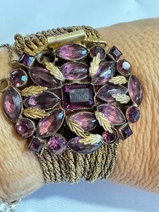 lot 165 image: Gorgeous Vintage Multi-Strand Gilt Bracelet with Purple Rhinestones