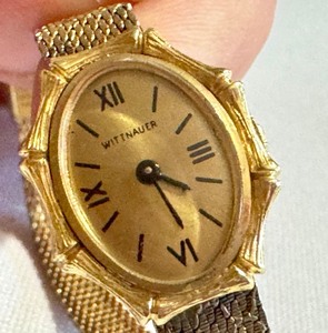 lot 170 image: Vintage Wittnauer 14k Gold Watch