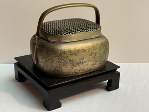 lot 57 image: Antique Chinese Hand Warmer on Stand