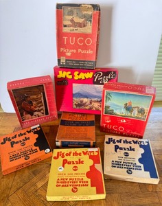 lot 473 image: Collection of Eight Vintage Puzzles