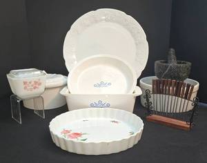 lot 432 image: Wonderful White Serving and Cookware Options