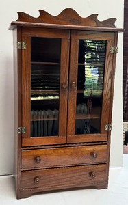 lot 246 image: Vintage Wooden Doll Cabinet with Glass Doors and Drawers
