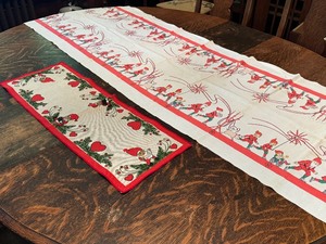 lot 191A image: Two Vintage Scandinavian Holiday Table Linens