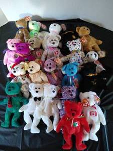 lot 17 image: (22) Beanie Baby Bears