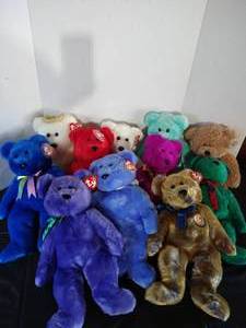 lot 16 image: (10) Large Beanie Buddies Bears