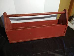 lot 46 image: Long Sturdy Wooden Tool Chest