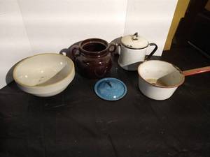 lot 51 image: Vintage Pots & Pans