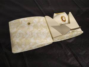 lot 53 image: Vintage Lady Kenmore Shaver