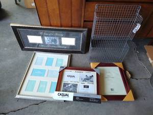 lot 80 image: New Picture Frame & Organizer Lot