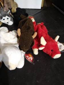lot 107 image: (18) Beanie Babies