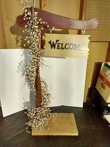 lot 108 image: 38 Tall Welcome Stand