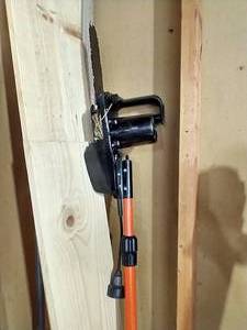 lot 109 image: Remington Pole Saw