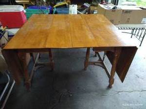 lot 179 image: Large Vintage Wooden Table