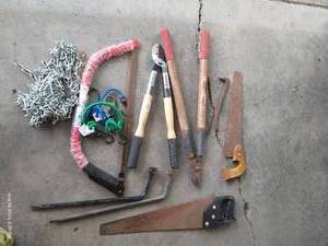 lot 186 image: Large Lot of Hand Tools