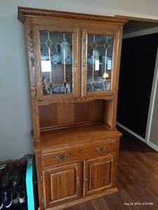 lot 195 image: Nice Wood Hutch (No Contents)