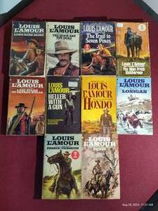 lot 201 image: (10) Louis LAmour Books