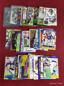 lot 210 image: (50) Cris Carter Cards